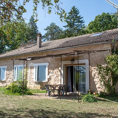 Maison Au Calme Sur Propriété De 40 Hectares Hébergement de vacances *